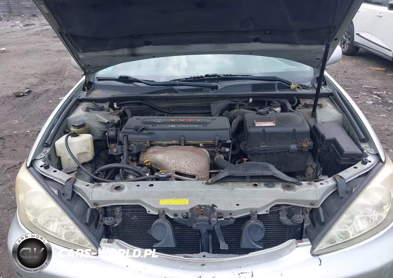 2003 Toyota Camry Le VIN:4T1BE32K63U200710 - 10