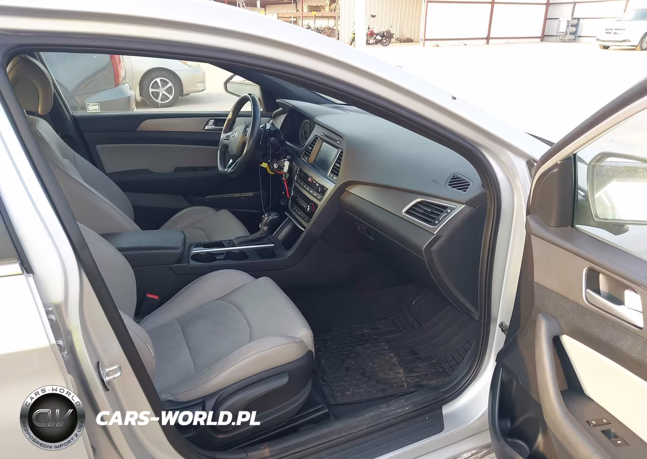 2017 Hyundai Sonata Sport 2.0T VIN:5NPE34AB8HH446643 - 5