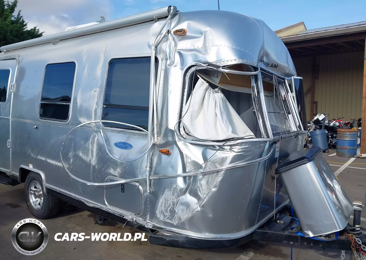 2018 Airstream Other VIN:1STVRTF17JJ541203 - 6