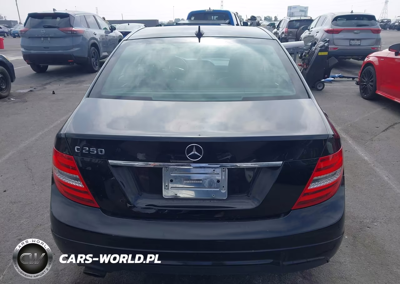 2014 Mercedes-Benz C 250 Sport VIN:WDDGF4HB6EA957928 - 16