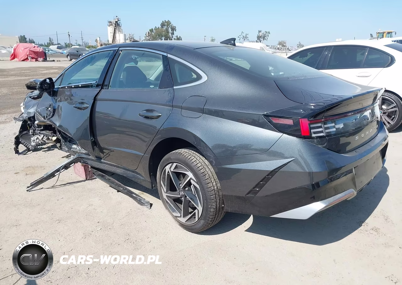 2026 Hyundai Sonata Sel Sport VIN:KMHL64JA8TA547215 - 3