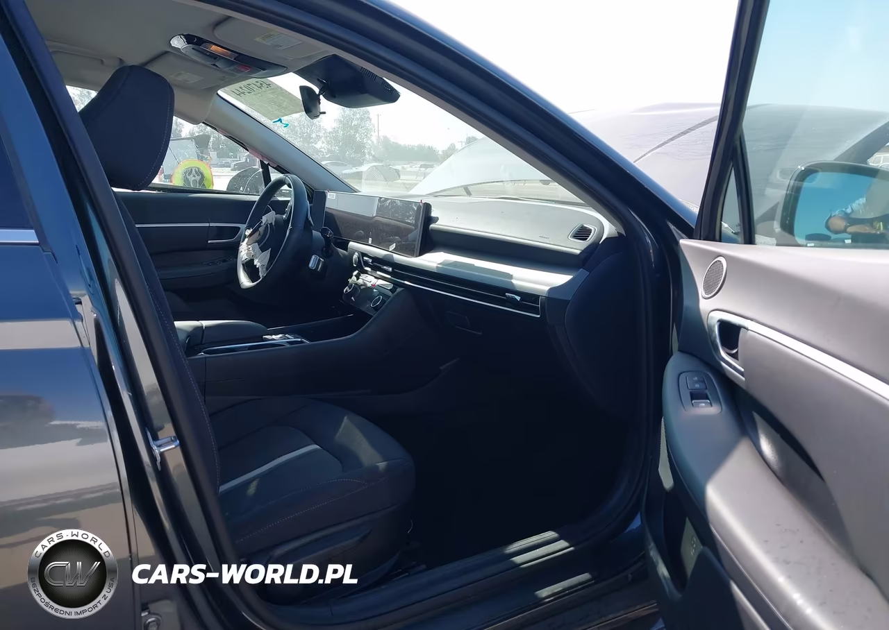 2026 Hyundai Sonata Sel Sport VIN:KMHL64JA8TA547215 - 5