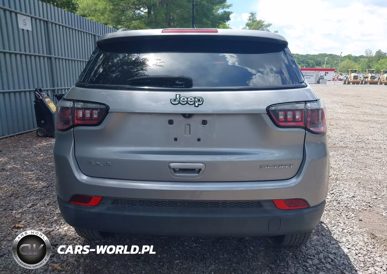 2018 Jeep Compass Sport 4X4 VIN:3C4NJDAB7JT116617 - 16