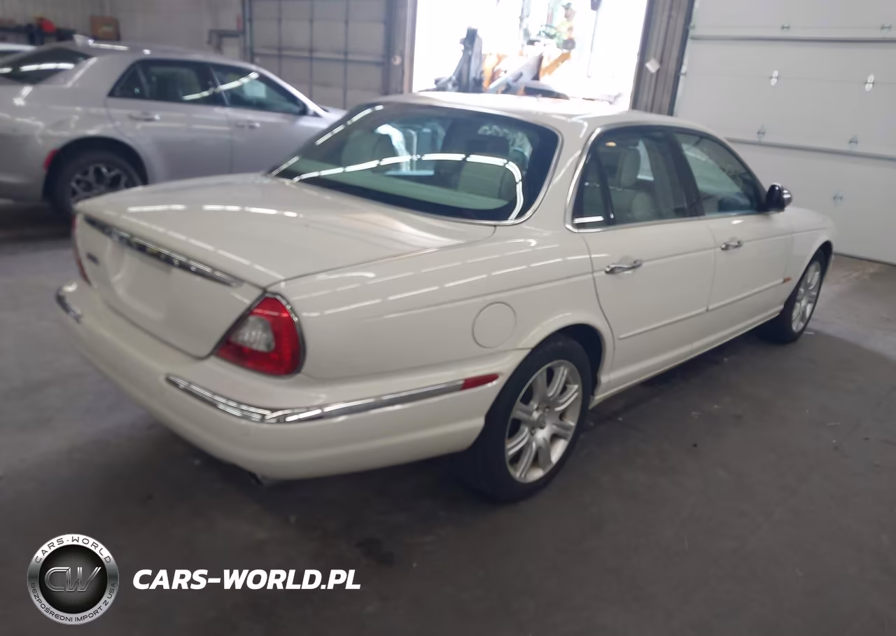 2004 Jaguar Xj Vanden Plas VIN:SAJWA74C84SG16743 - 4
