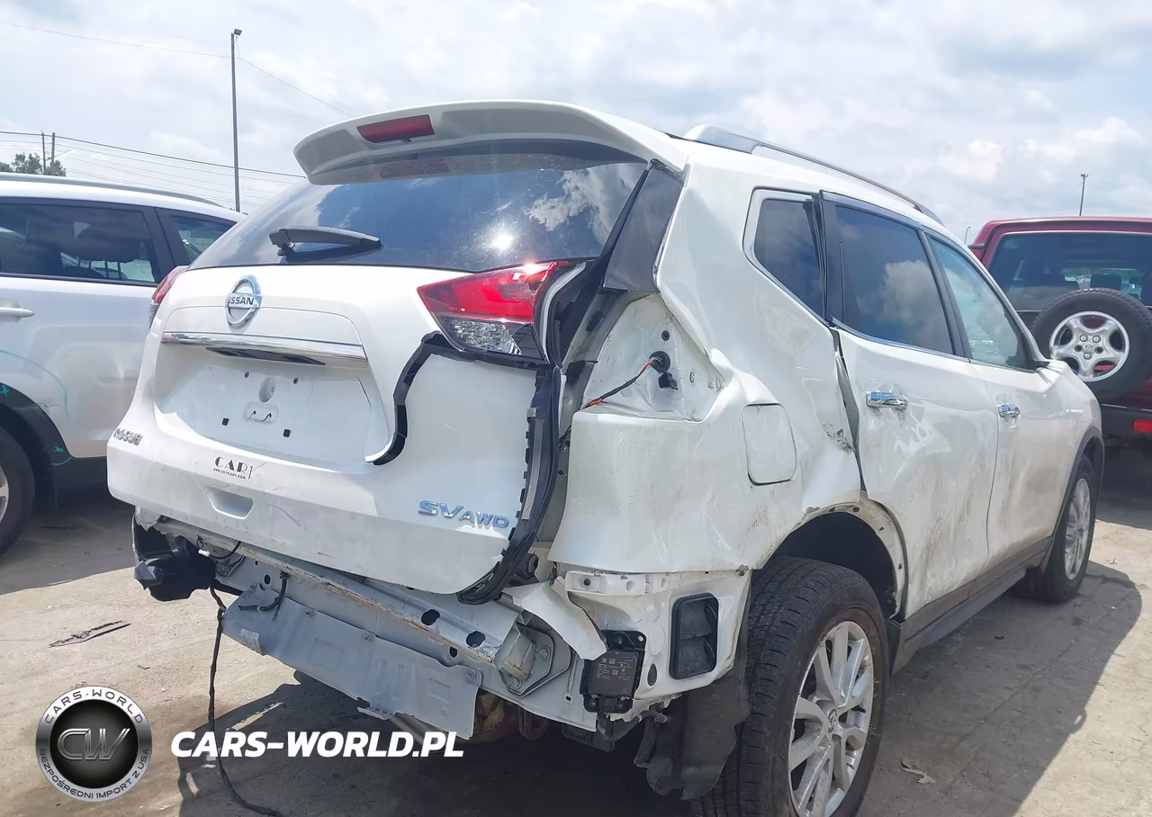 2018 Nissan Rogue Sv VIN:KNMAT2MV6JP556156 - 4