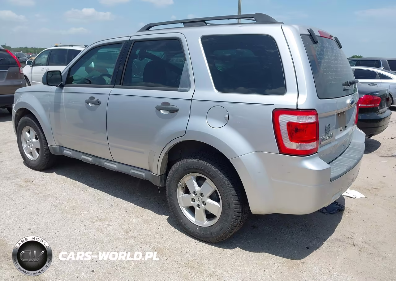 2012 Ford Escape Xls VIN:1FMCU0C75CKB66092 - 3