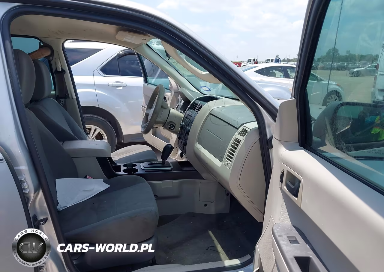 2012 Ford Escape Xls VIN:1FMCU0C75CKB66092 - 5