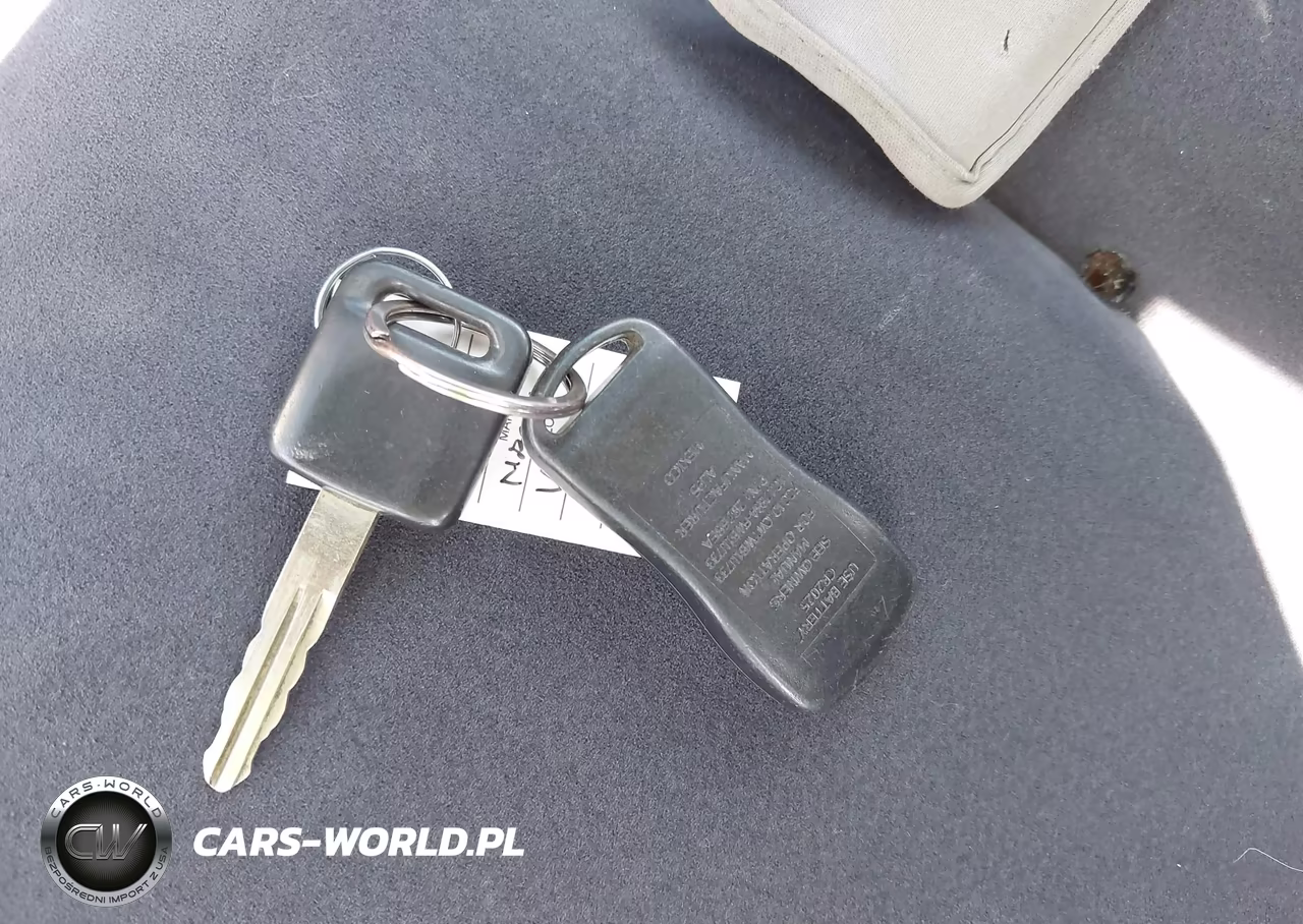 2008 Nissan Versa 1.8 S VIN:3N1BC13E88L377495 - 11