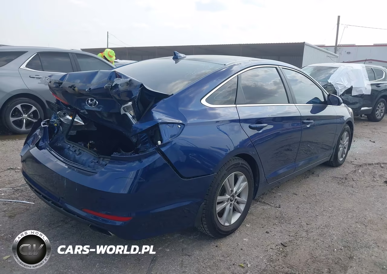 2016 Hyundai Sonata Se VIN:5NPE24AF5GH311785 - 4