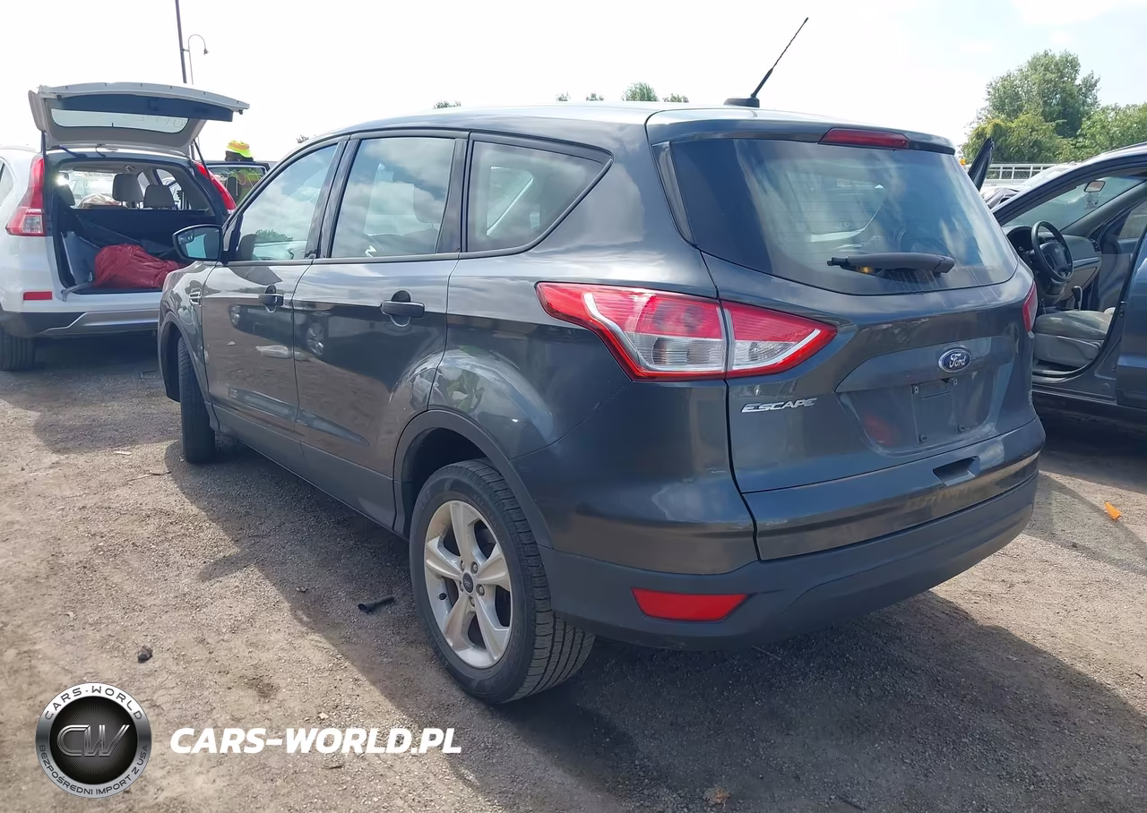 2016 Ford Escape S VIN:1FMCU0F78GUC21575 - 3