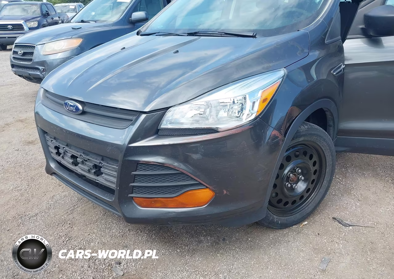 2016 Ford Escape S VIN:1FMCU0F78GUC21575 - 6