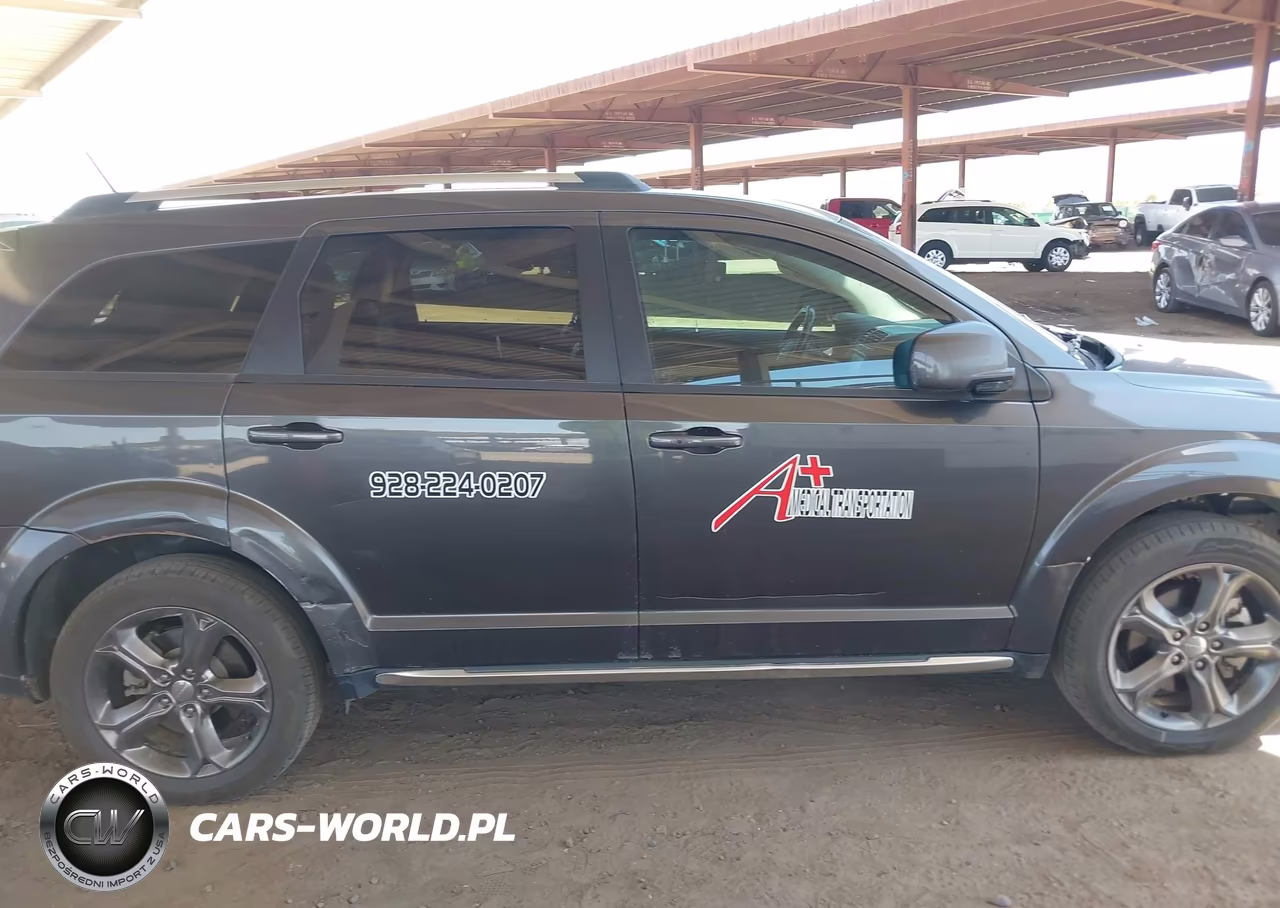 2017 Dodge Journey Crossroad Plus VIN:3C4PDCGG3HT520425 - 13