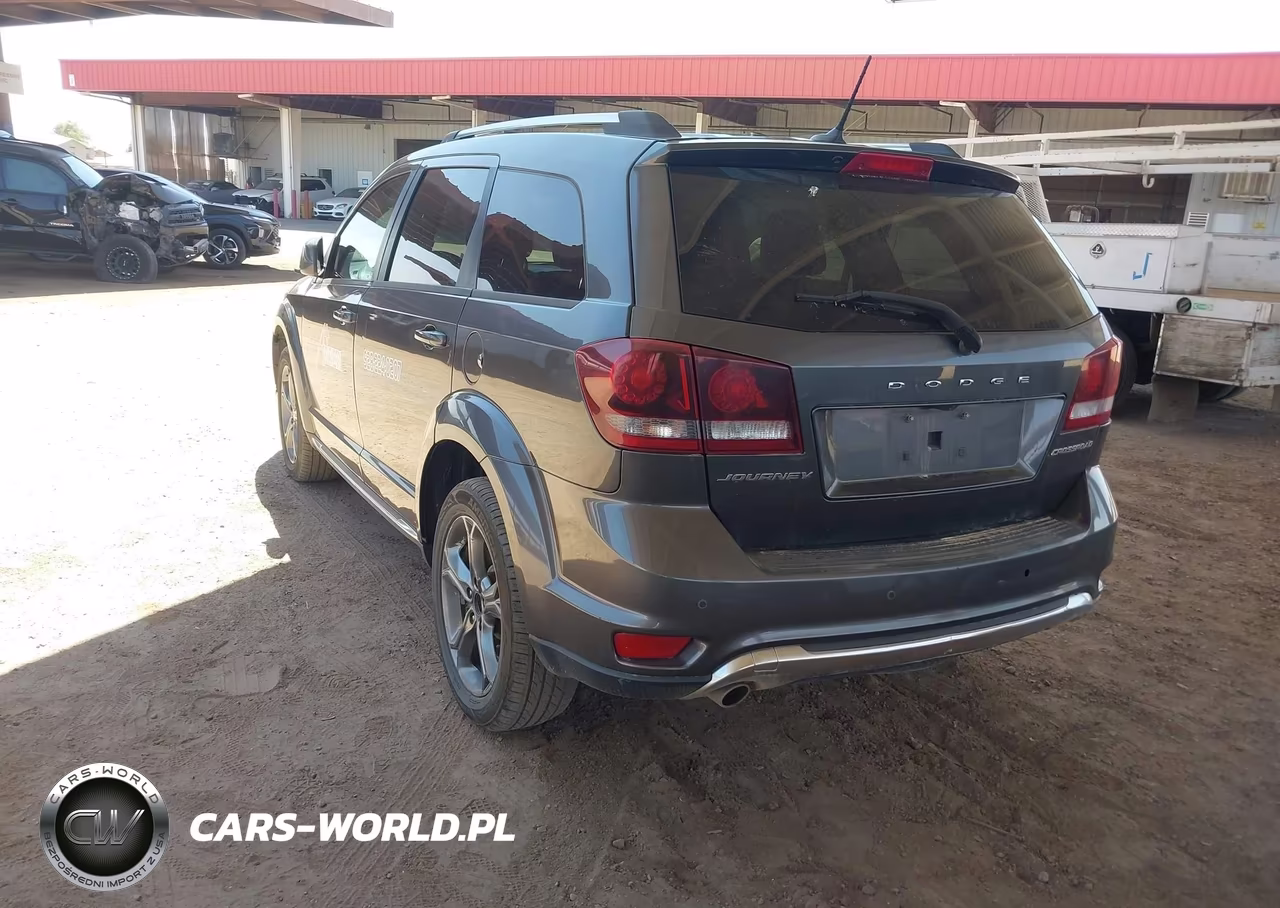 2017 Dodge Journey Crossroad Plus VIN:3C4PDCGG3HT520425 - 3