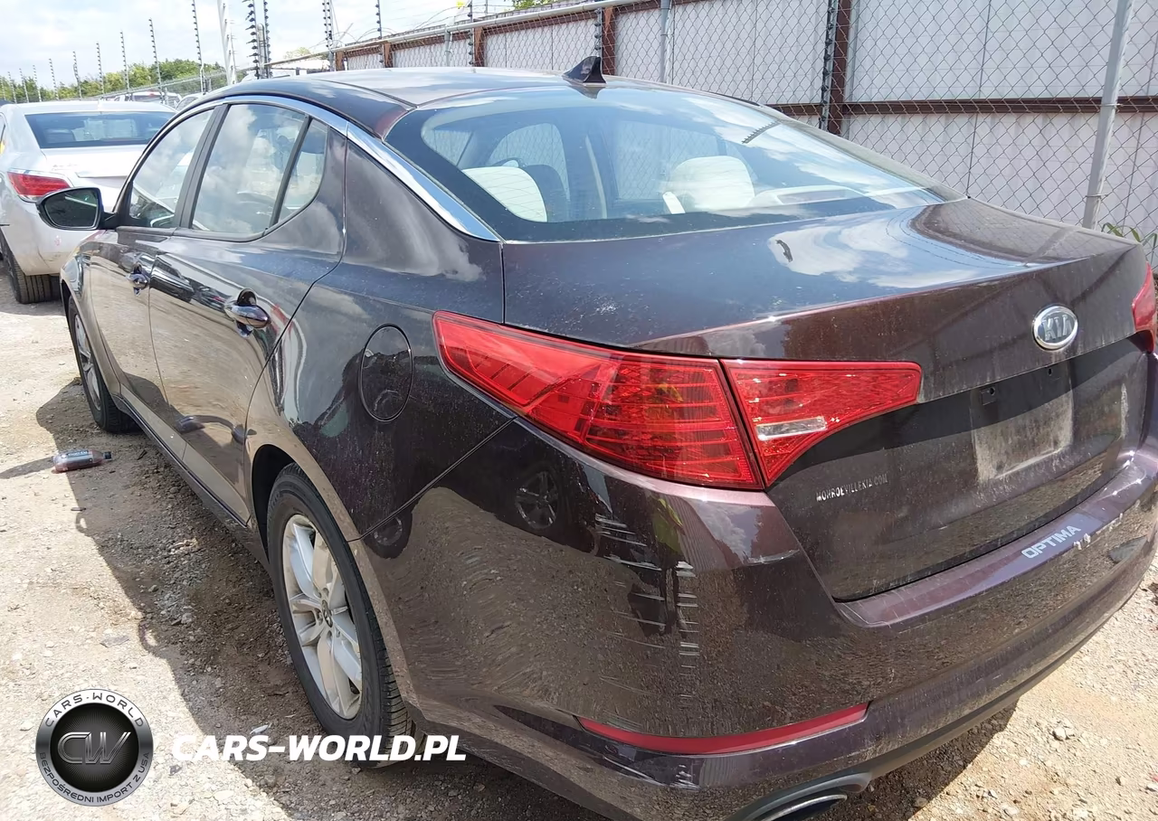 2011 Kia Optima Lx VIN:KNAGM4A76B5142412 - 3