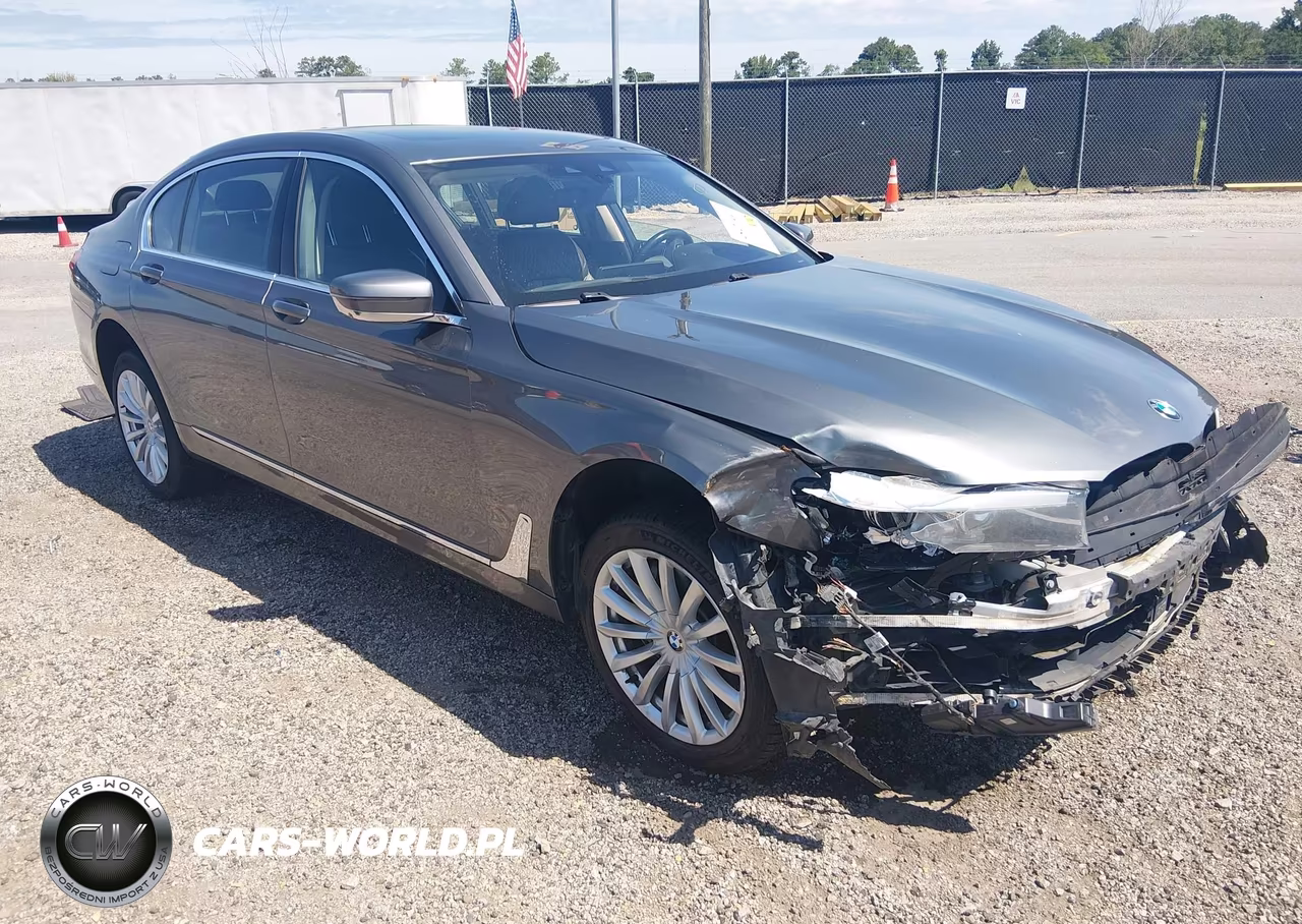 2016 BMW 740I