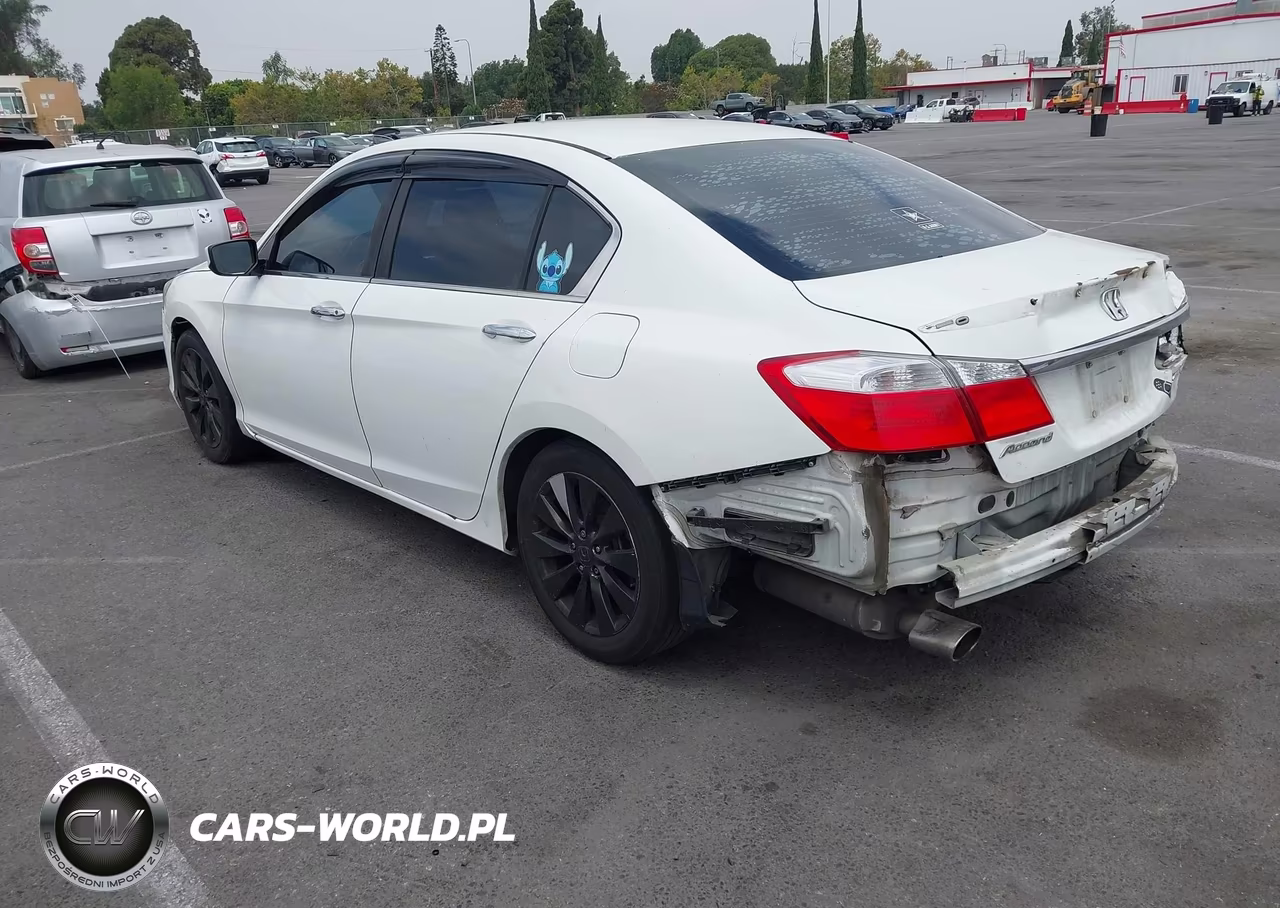 2015 Honda Accord Sport VIN:1HGCR2F53FA021723 - 3