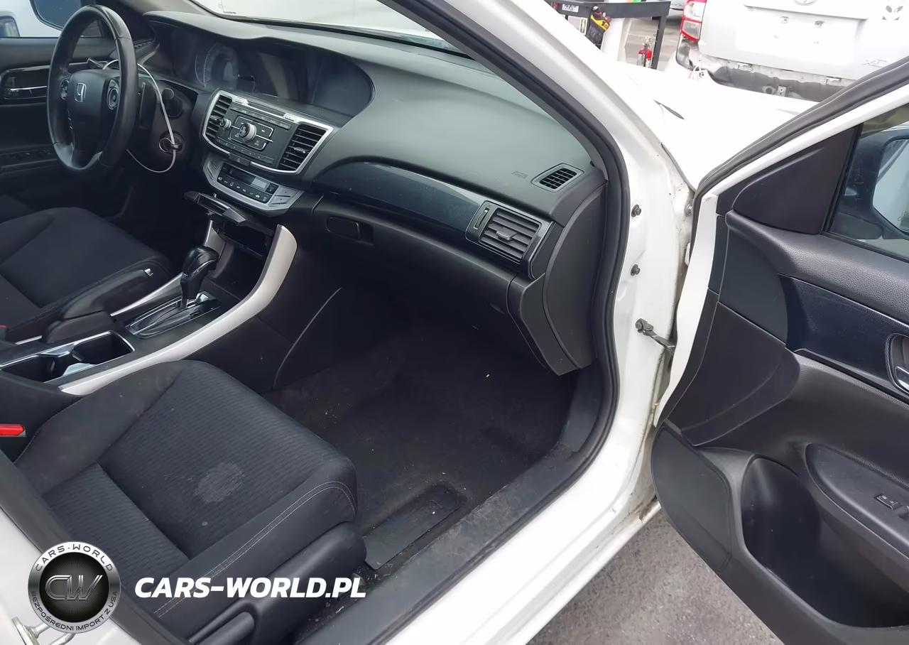2015 Honda Accord Sport VIN:1HGCR2F53FA021723 - 5