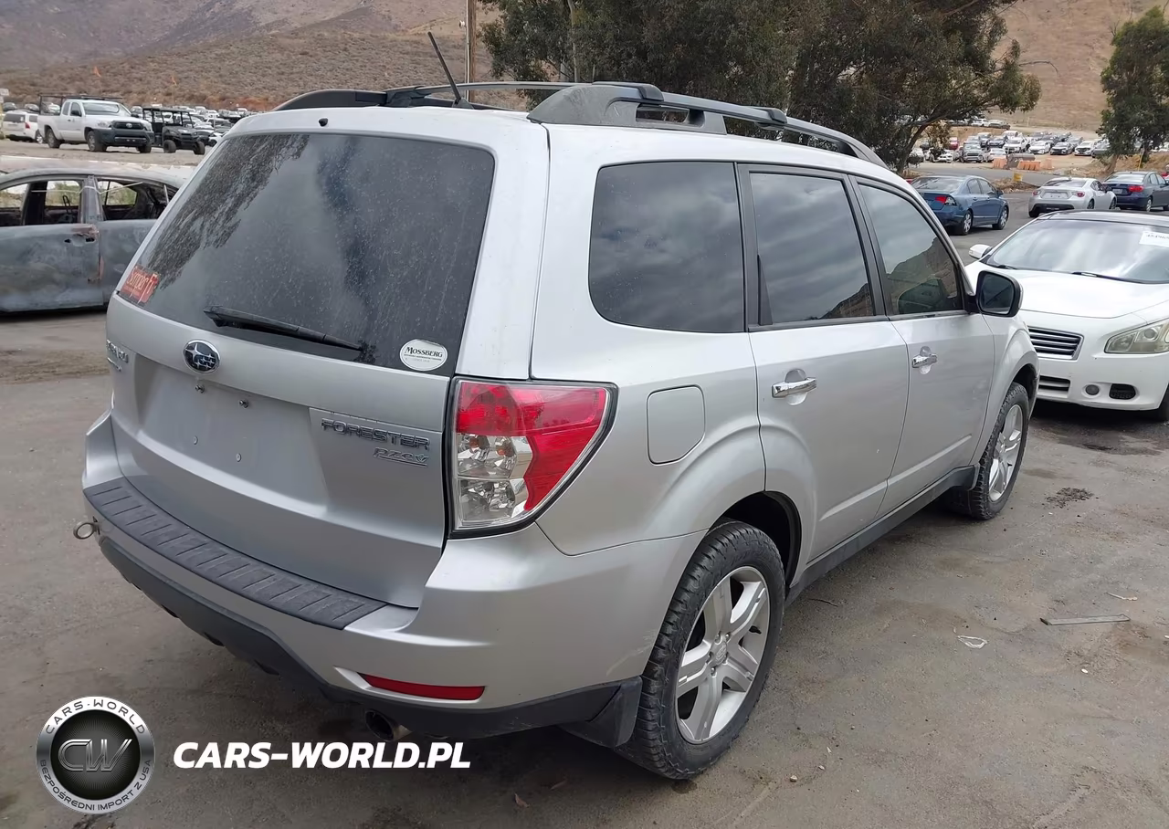 2010 Subaru Forester 2.5X Premium VIN:JF2SH6CC9AH767554 - 4