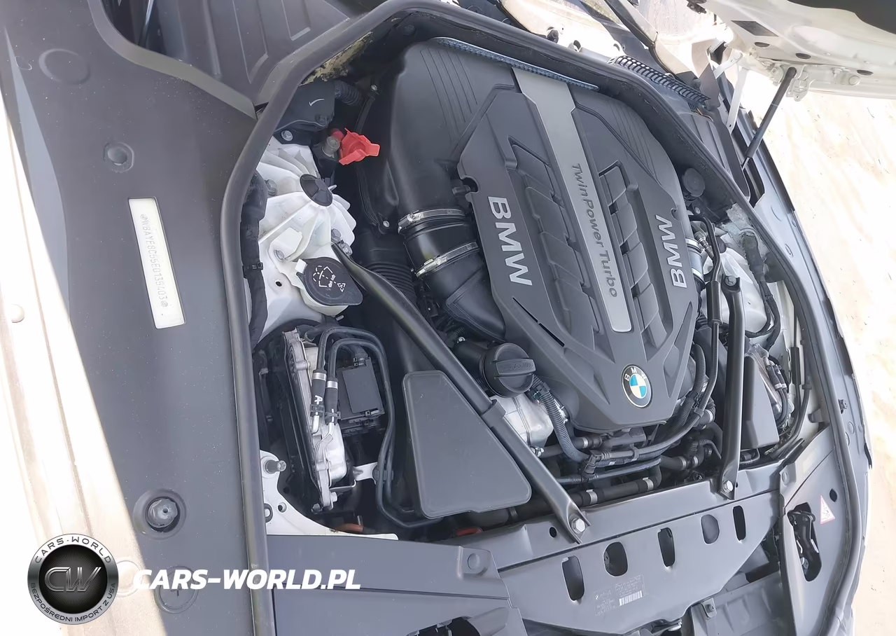 2014 BMW Alpina B7 VIN:WBAYE8C55ED135403 - 10