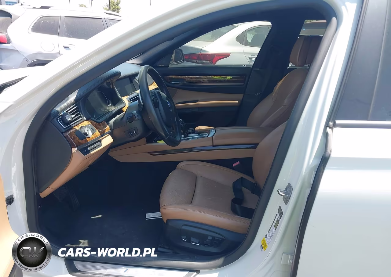 2014 BMW Alpina B7 VIN:WBAYE8C55ED135403 - 5