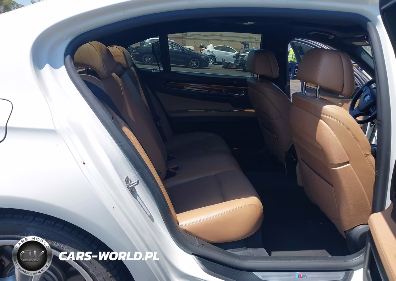 2014 BMW Alpina B7 VIN:WBAYE8C55ED135403 - 8