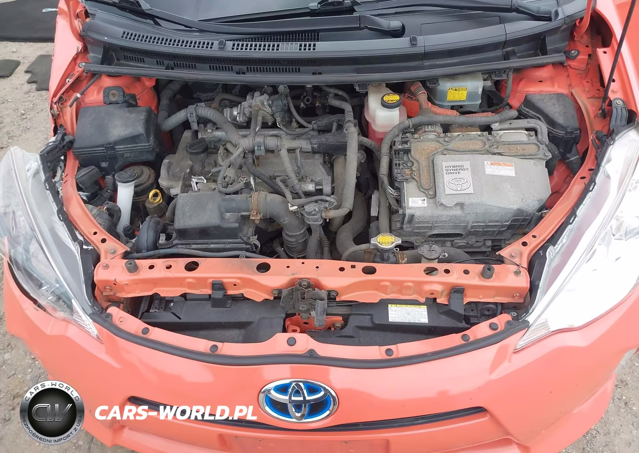 2012 Toyota Prius C One VIN:JTDKDTB39C1026343 - 10