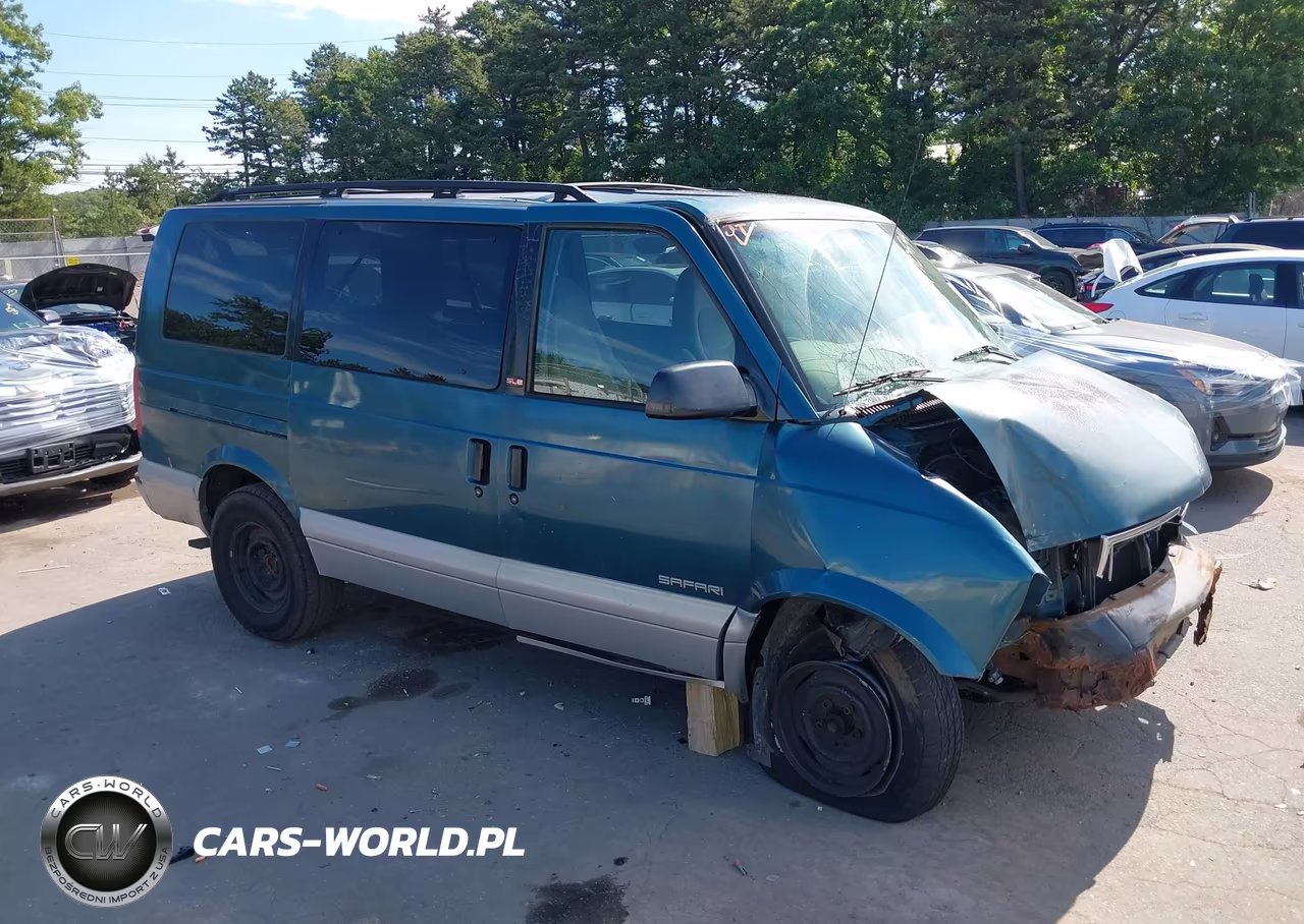 1999 GMC Safari Passenger Sl