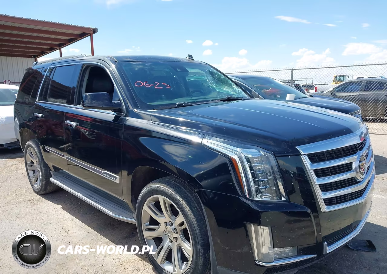 2015 Cadillac Escalade Luxury VIN:1GYS3BKJ9FR148728 - 13