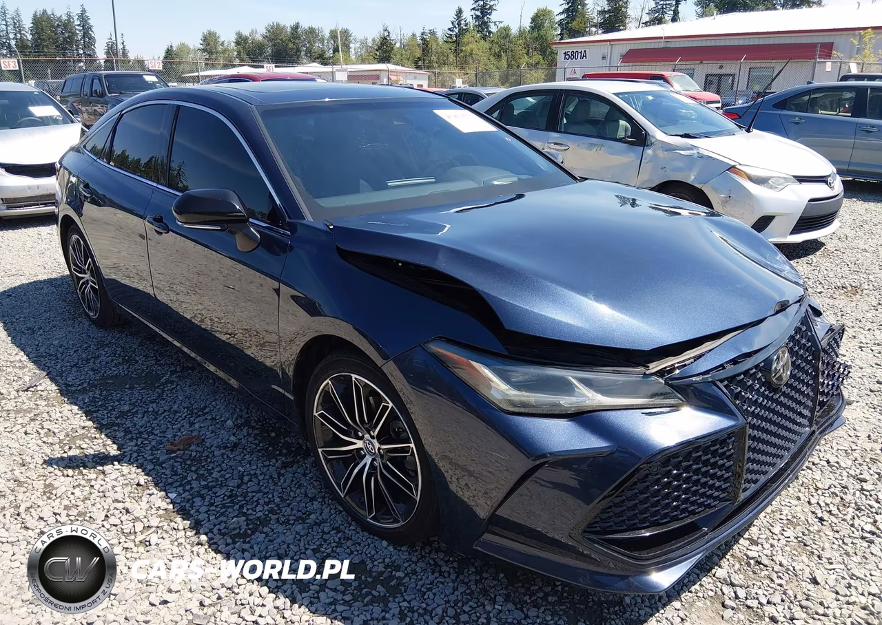 2019 Toyota Avalon Touring – zdjęcie 1 z 18