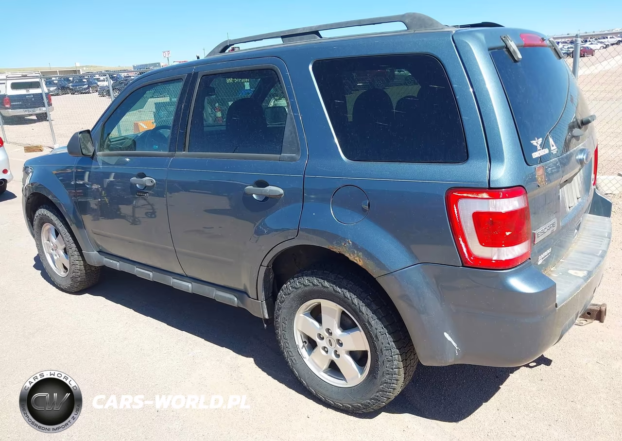 2011 Ford Escape Xlt VIN:1FMCU0DG0BKB10574 - 3