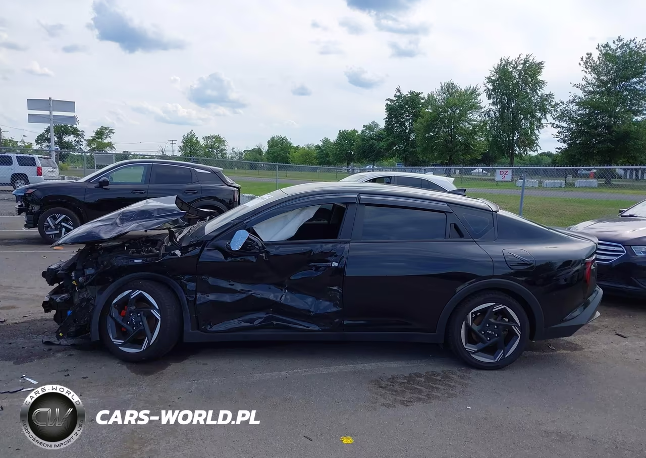 2025 Kia K4 Ex VIN:3KPFU4DE6SE006925 - 14