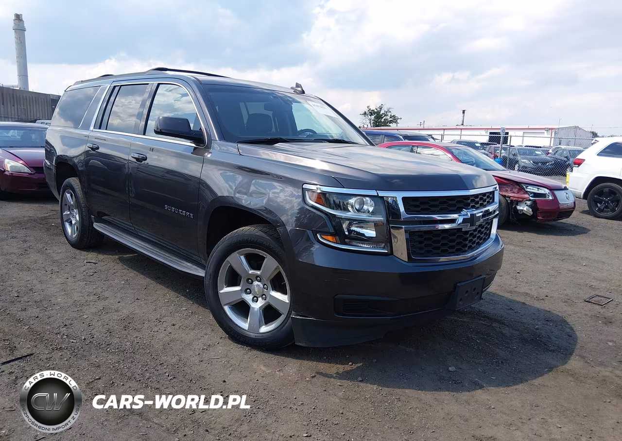 2018 Chevrolet Suburban Ls – zdjęcie 1 z 16