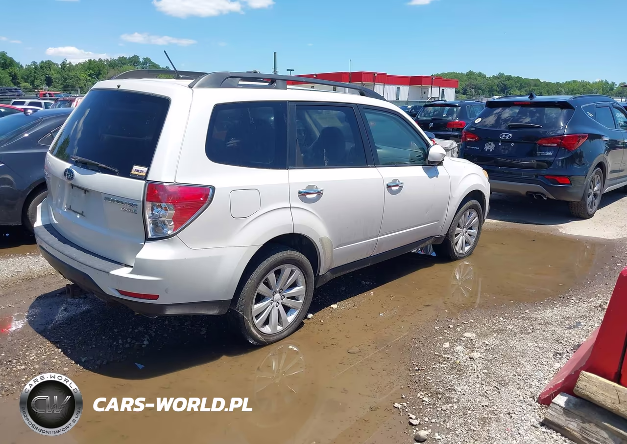 2011 Subaru Forester 2.5X Premium VIN:JF2SHADC7BH780614 - 4