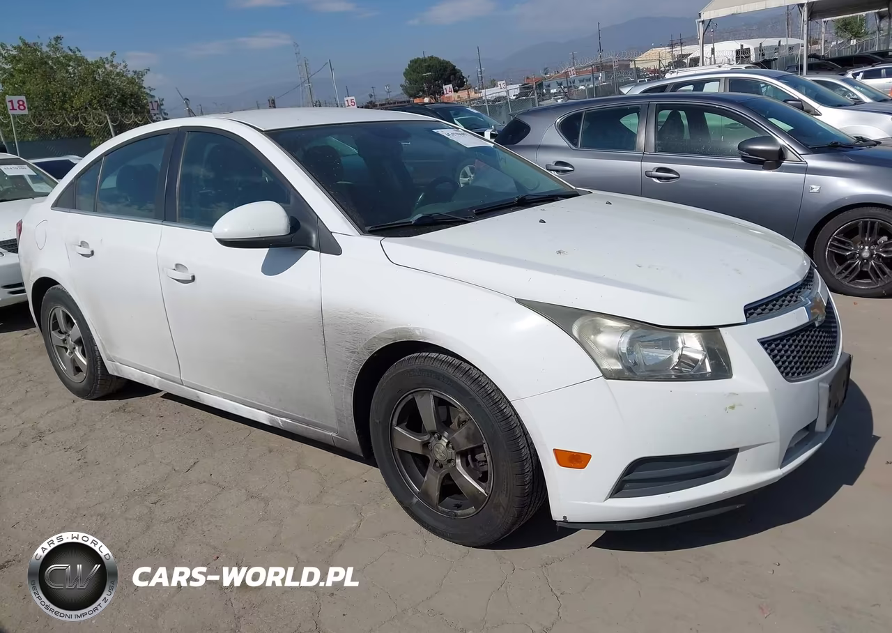 2014 Chevrolet Cruze 1Lt Auto – zdjęcie 1 z 11