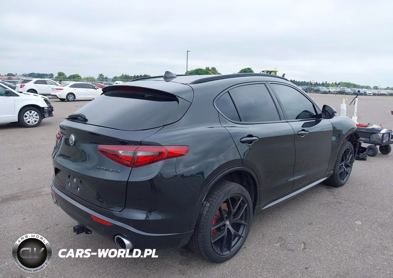2021 Alfa Romeo Stelvio Ti Awd VIN:ZASPAKBN1M7D14664 - 4