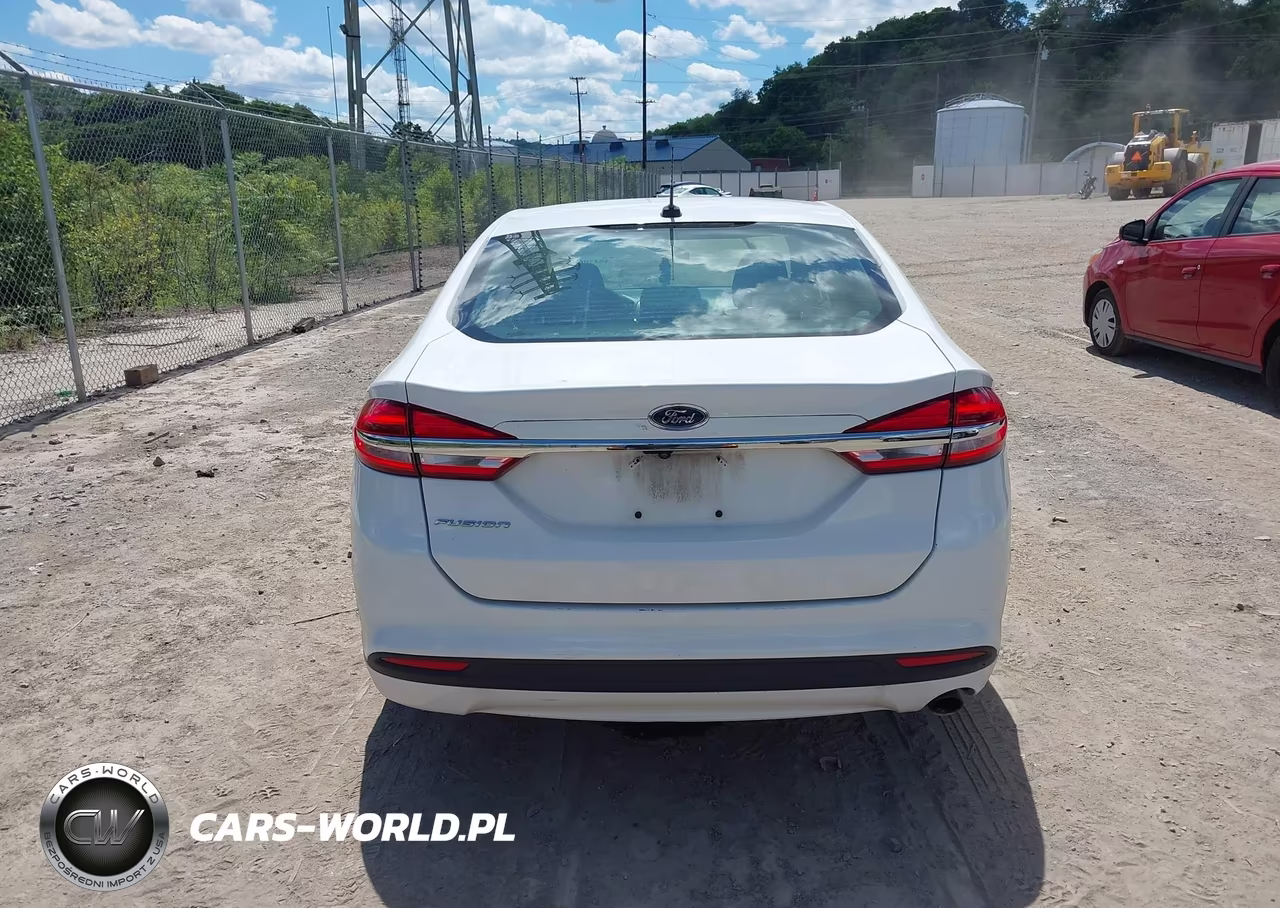 2017 Ford Fusion S VIN:3FA6P0G79HR404361 - 15