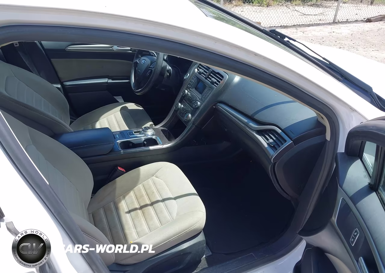 2017 Ford Fusion S VIN:3FA6P0G79HR404361 - 5