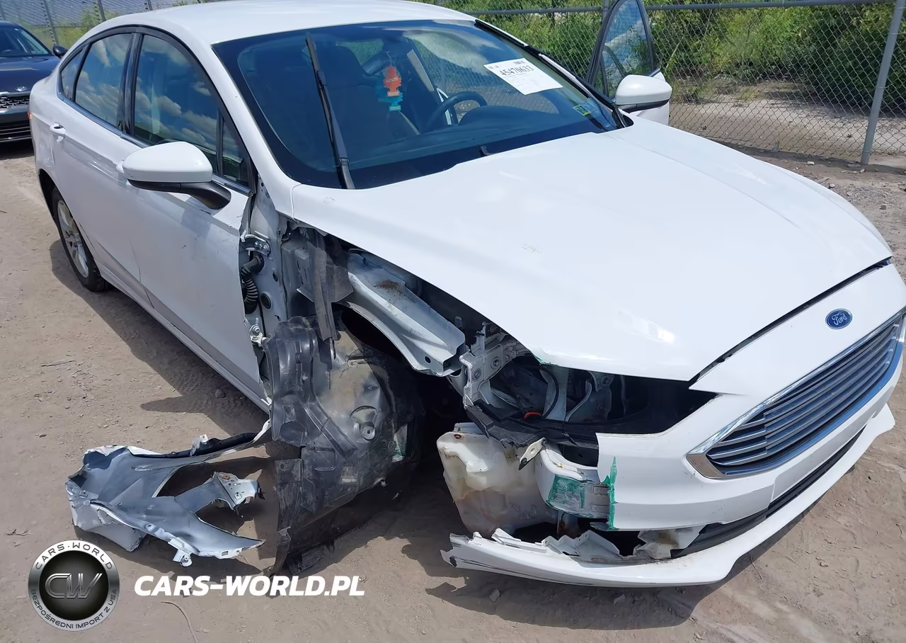2017 Ford Fusion S VIN:3FA6P0G79HR404361 - 6