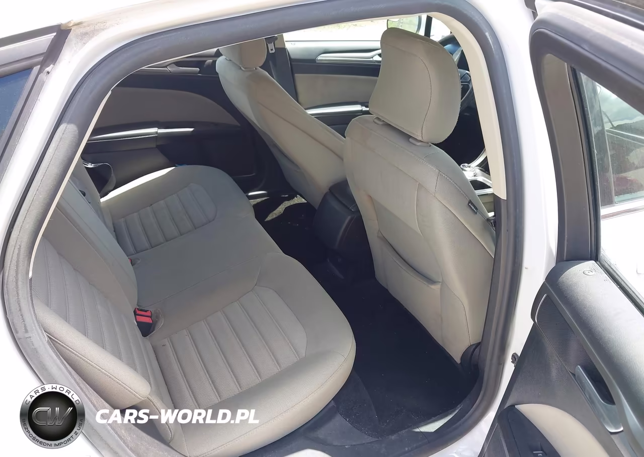 2017 Ford Fusion S VIN:3FA6P0G79HR404361 - 8