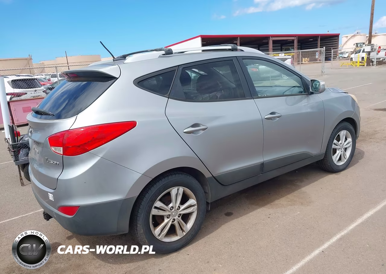 2012 Hyundai Tucson Gls VIN:KM8JU3AC1CU455113 - 4