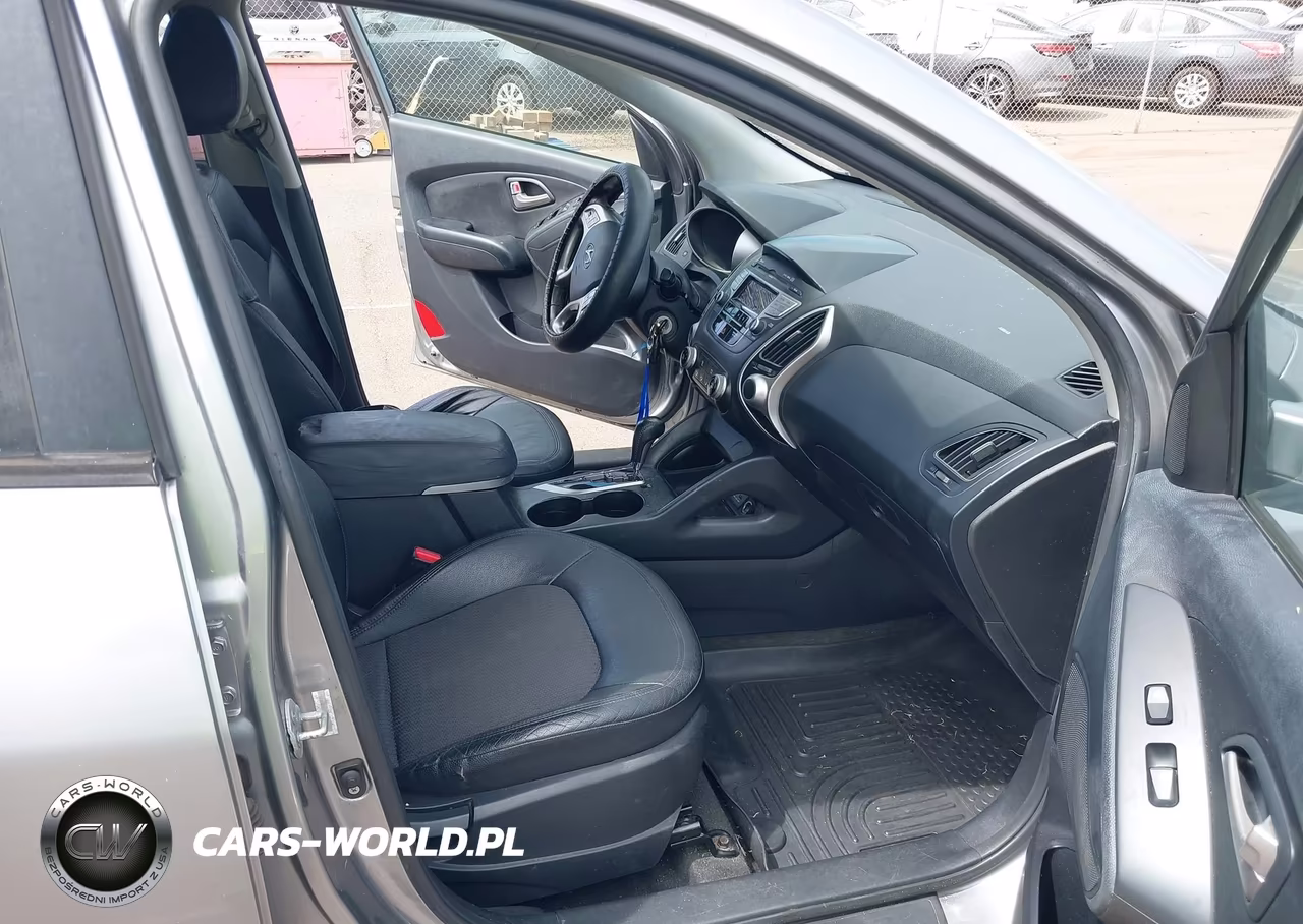 2012 Hyundai Tucson Gls VIN:KM8JU3AC1CU455113 - 5