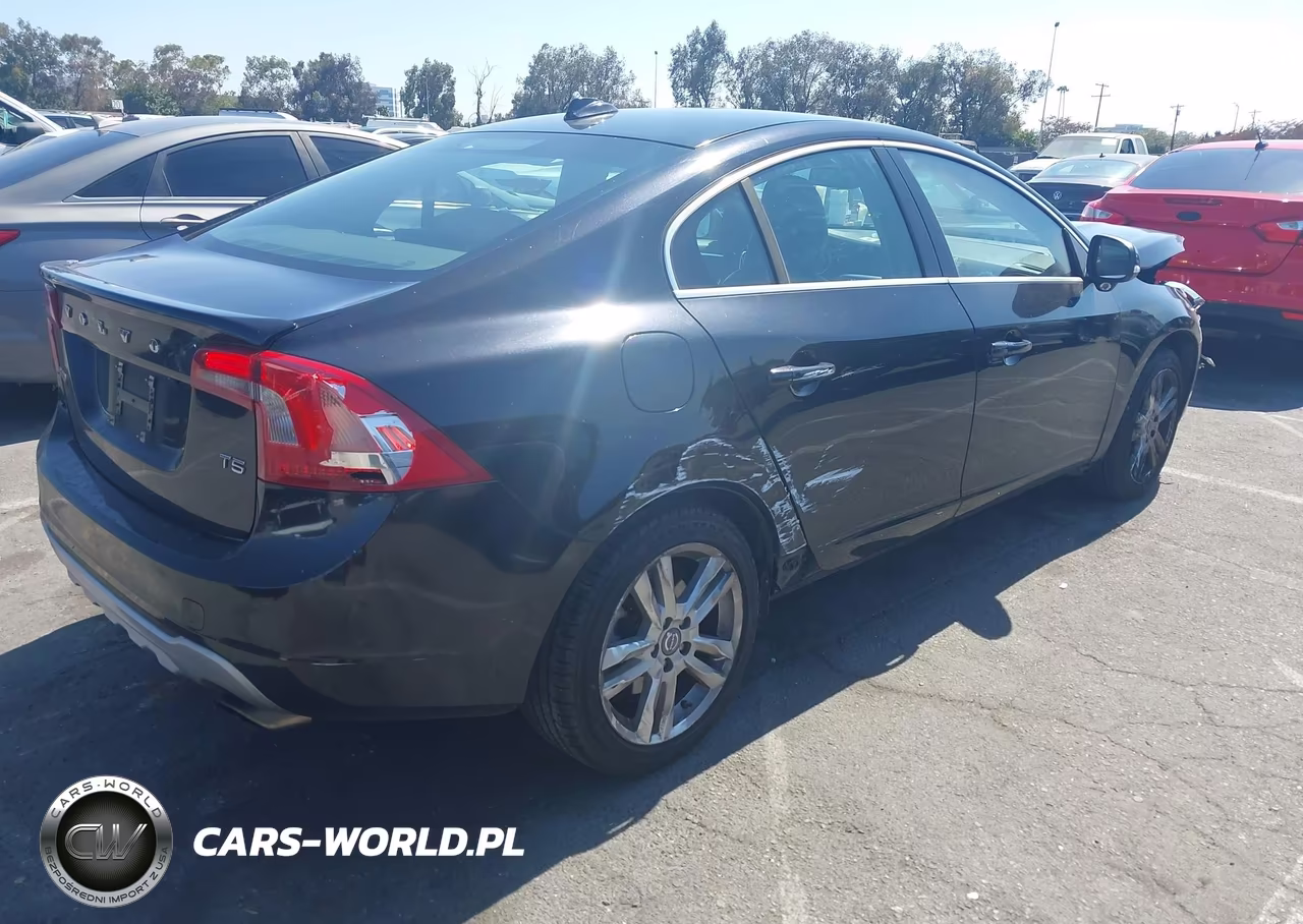 2012 Volvo S60 T5 VIN:YV1622FS6C2084675 - 4