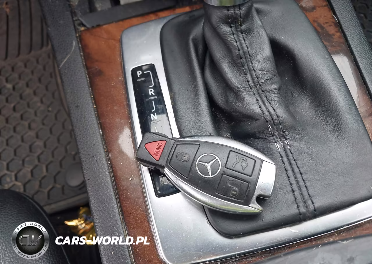 2013 Mercedes-Benz C 300 Luxury 4Matic VIN:WDDGF8AB2DR283374 - 11
