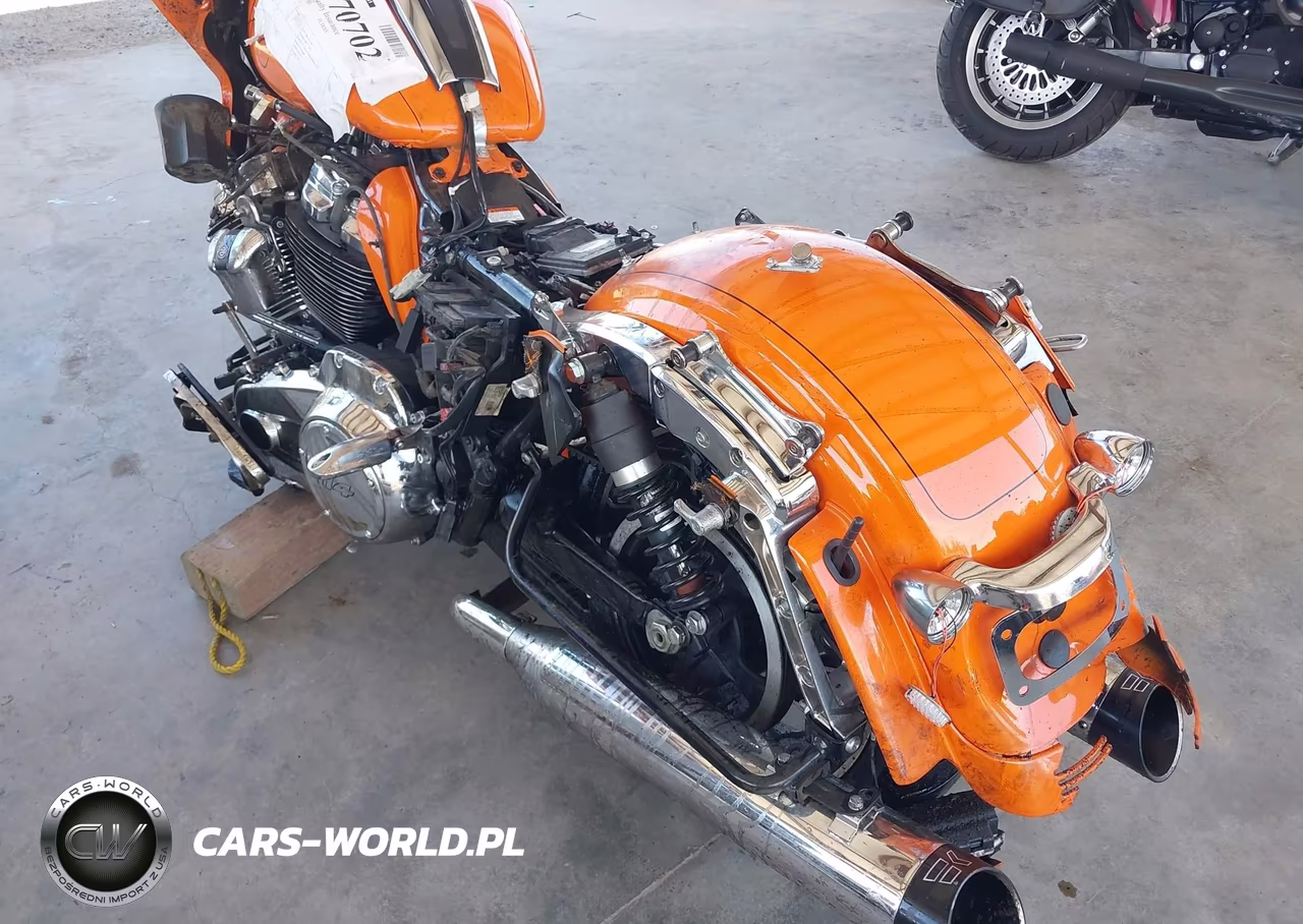 2023 Harley-Davidson Fltrxs VIN:1HD1KTP10PB627230 - 3