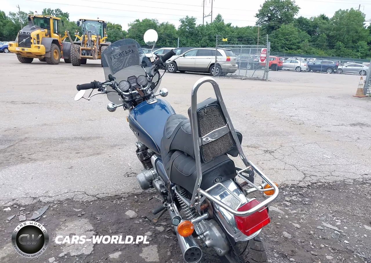 1981 Suzuki Gs850 Gl VIN:JS1GS71L3B2102971 - 3