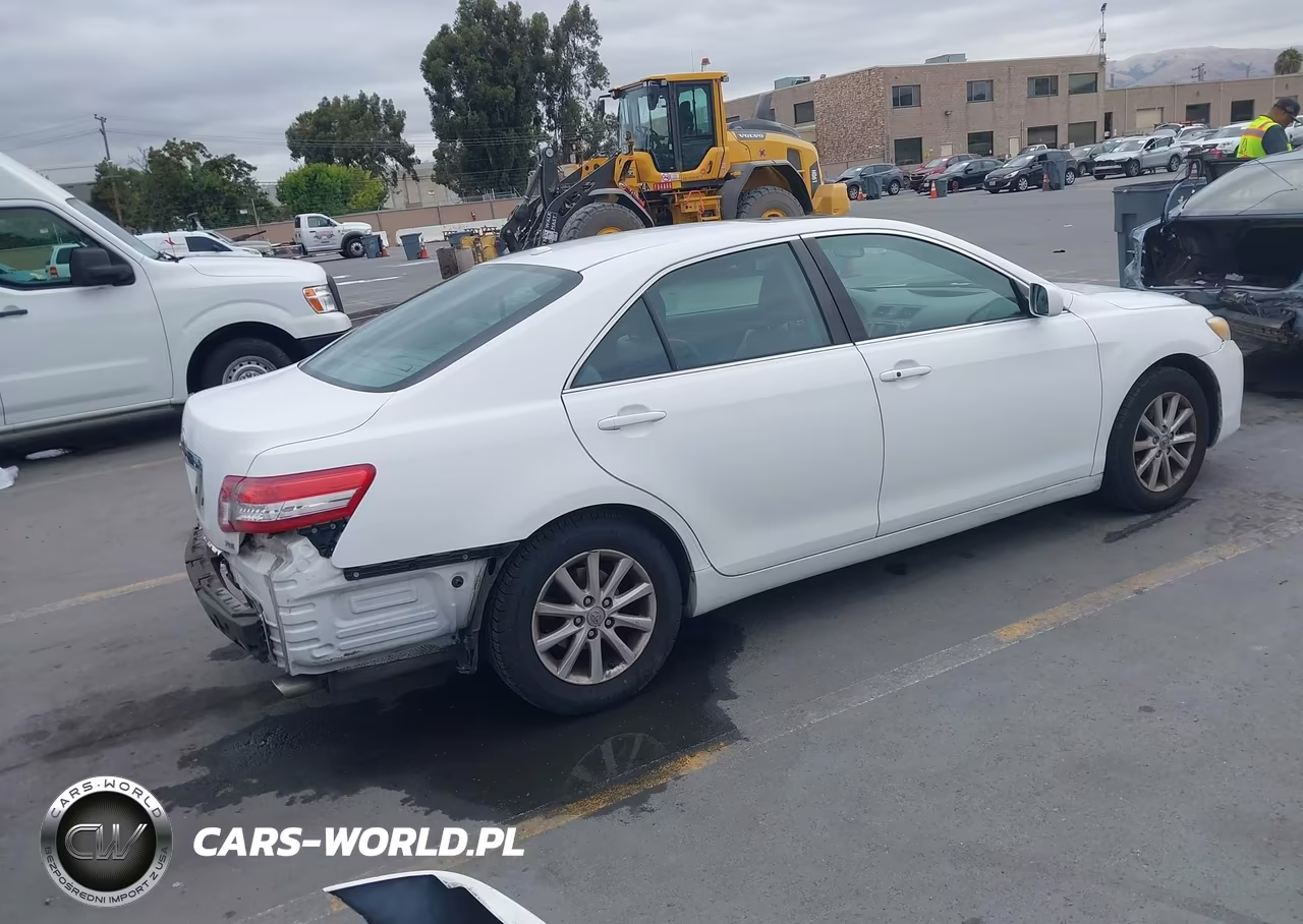 2011 Toyota Camry Xle V6 VIN:4T1BK3EK8BU615109 - 4