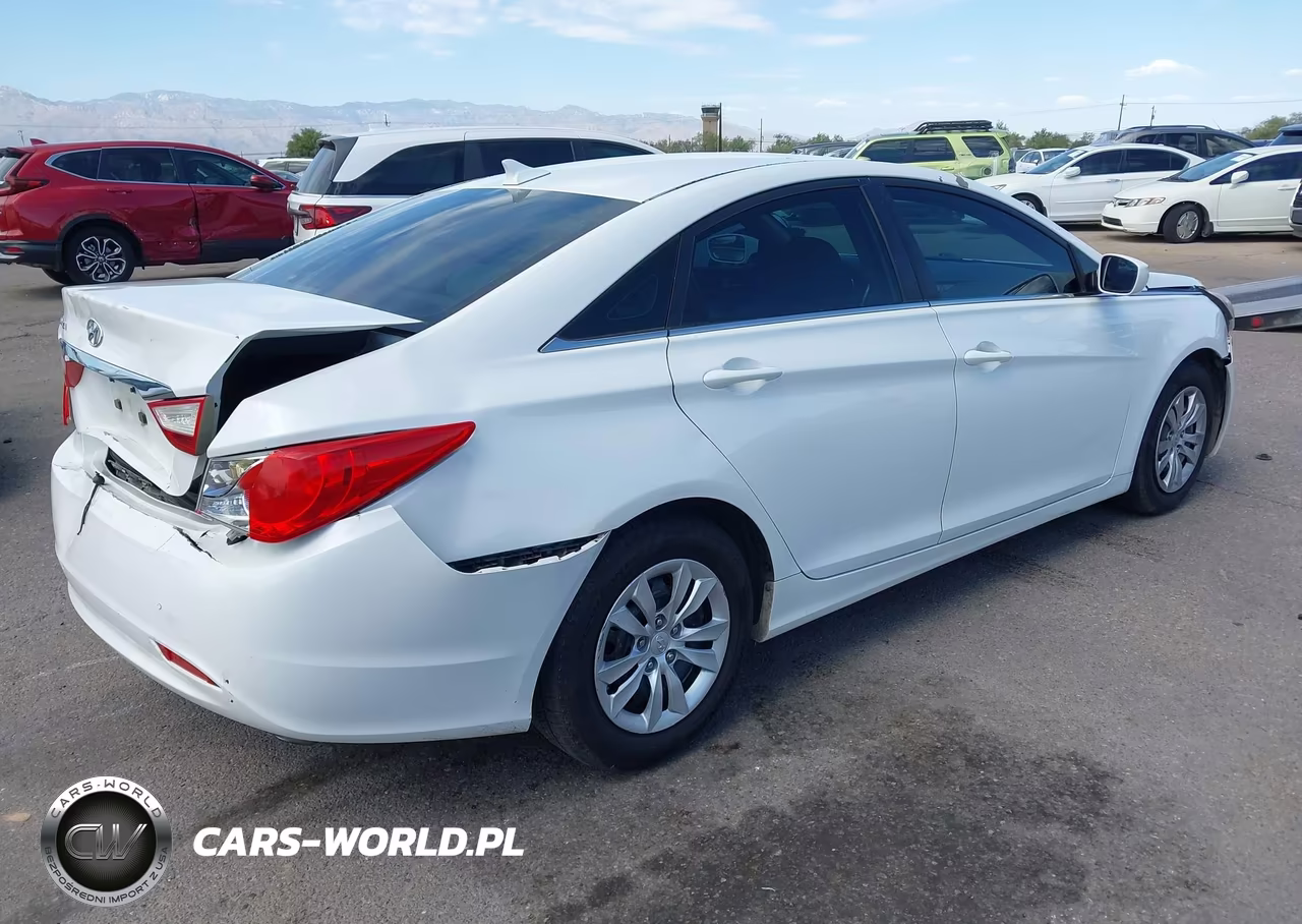 2011 Hyundai Sonata Gls VIN:5NPEB4AC7BH247554 - 4
