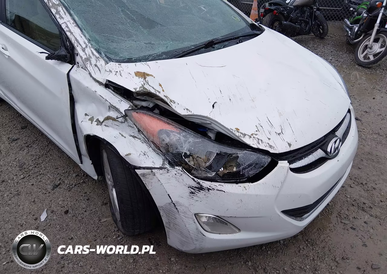 2012 Hyundai Elantra Gls VIN:5NPDH4AE2CH073213 - 12