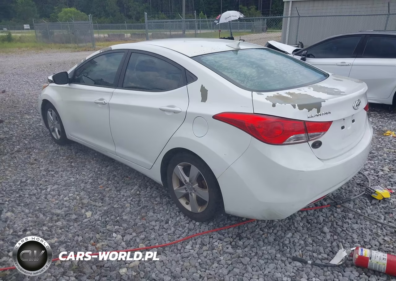 2013 Hyundai Elantra Gls VIN:5NPDH4AE4DH409414 - 3