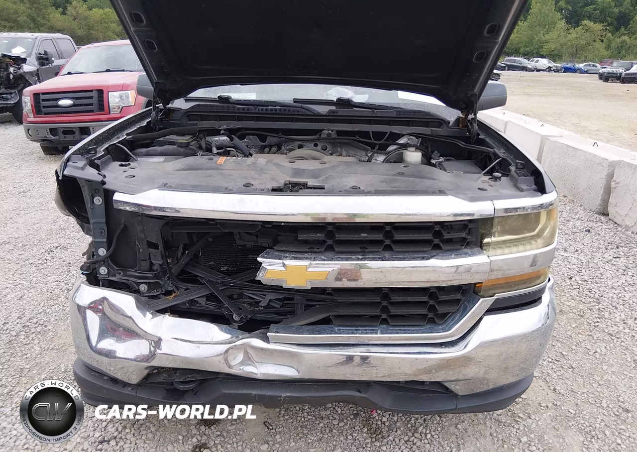 2018 Chevrolet Silverado 1500 1Lt VIN:3GCUKREH3JG322479 - 10